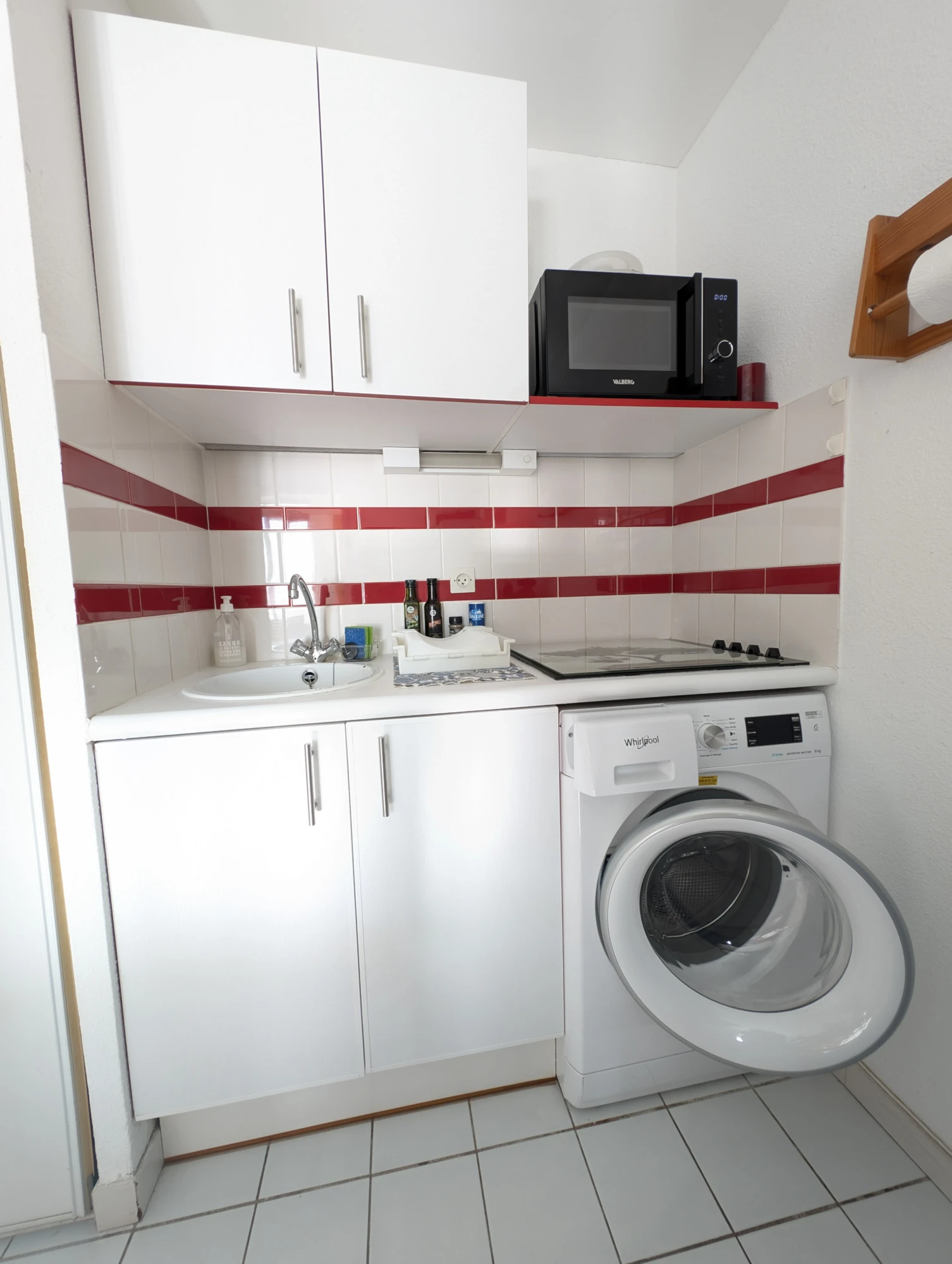 coin-cuicine-machine-a-laver-micro-onde-placards-plaque-cuisson